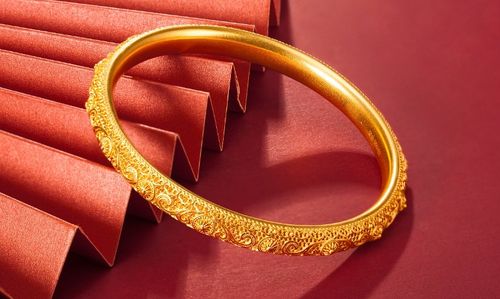 古法黃金手鐲 實(shí)心結(jié)構(gòu)與抗變形能力解析