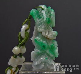 翡翠白菜蝙蝠玉項(xiàng)鏈 傳統(tǒng)與祥瑞的完美融合